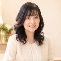 平本康子さん