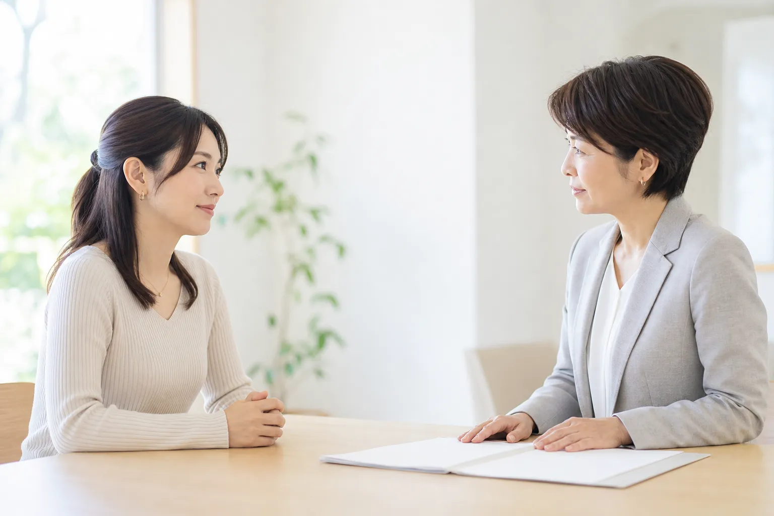 相性ピッタリな相手を探すなら、結婚相談所Presiaへ