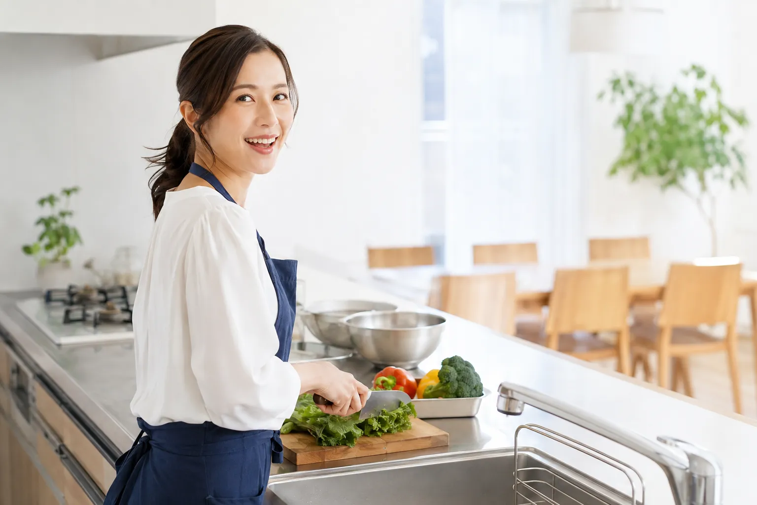 真剣交際の家デートは女性から誘うべき